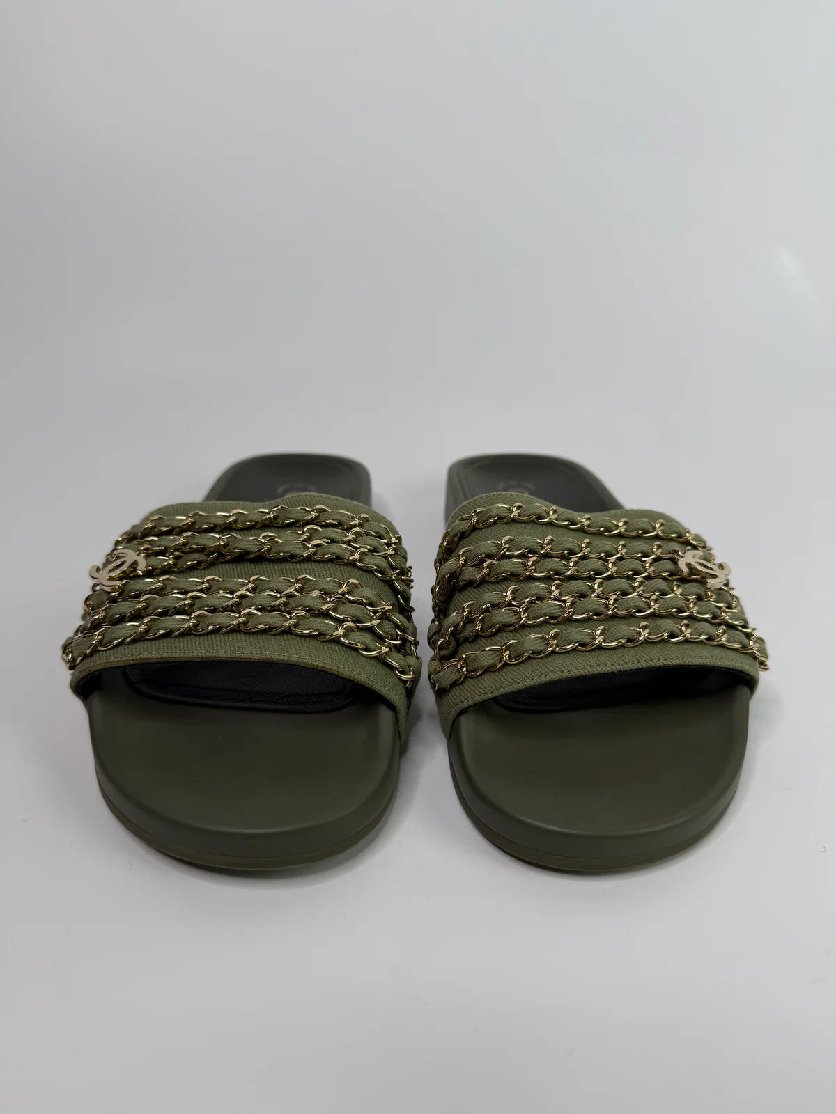 CHANEL CHAIN EMBELLISHED CANVAS CC FLAT SLIDES (SIZE 38/UK 5)