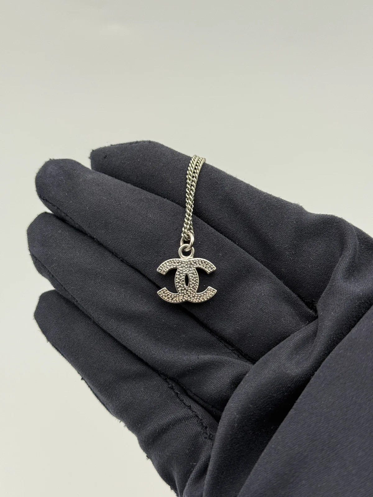 CHANEL CC PENDANT NECKLACE