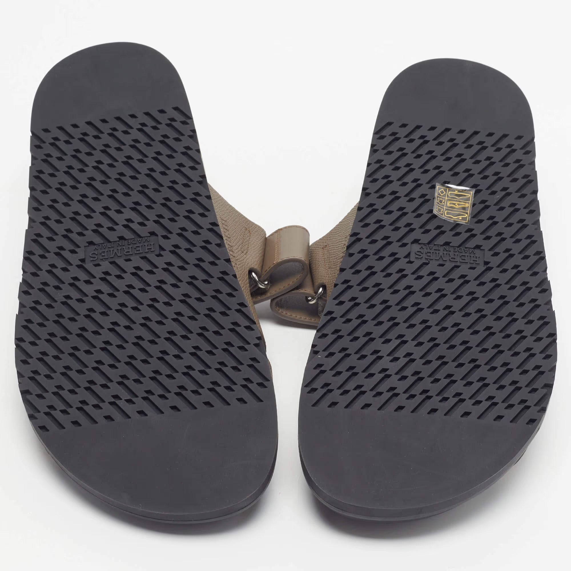 Hermès Chypre Size 43 Brown Leather Flat Sandals