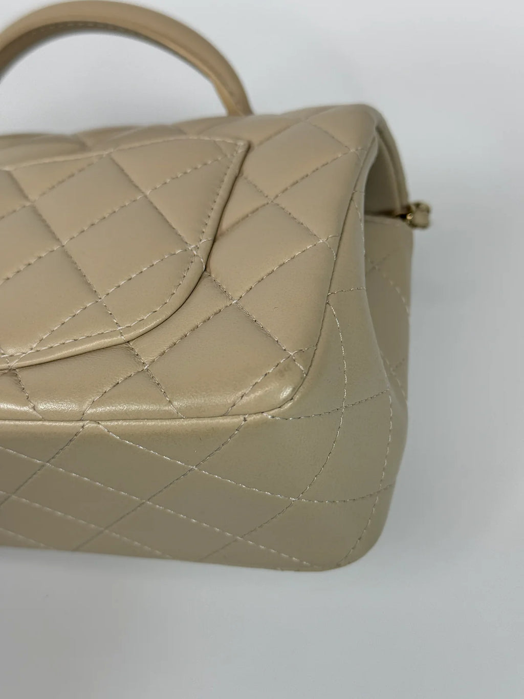CHANEL MINI RECTANGLE TOP HANDLE IN ECRU LAMBSKIN LEATHER WITH GHW