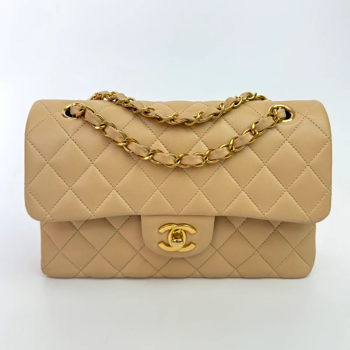 CHANEL SMALL CLASSIC DOUBLE FLAP IN BEIGE LAMBSKIN WITH GHW