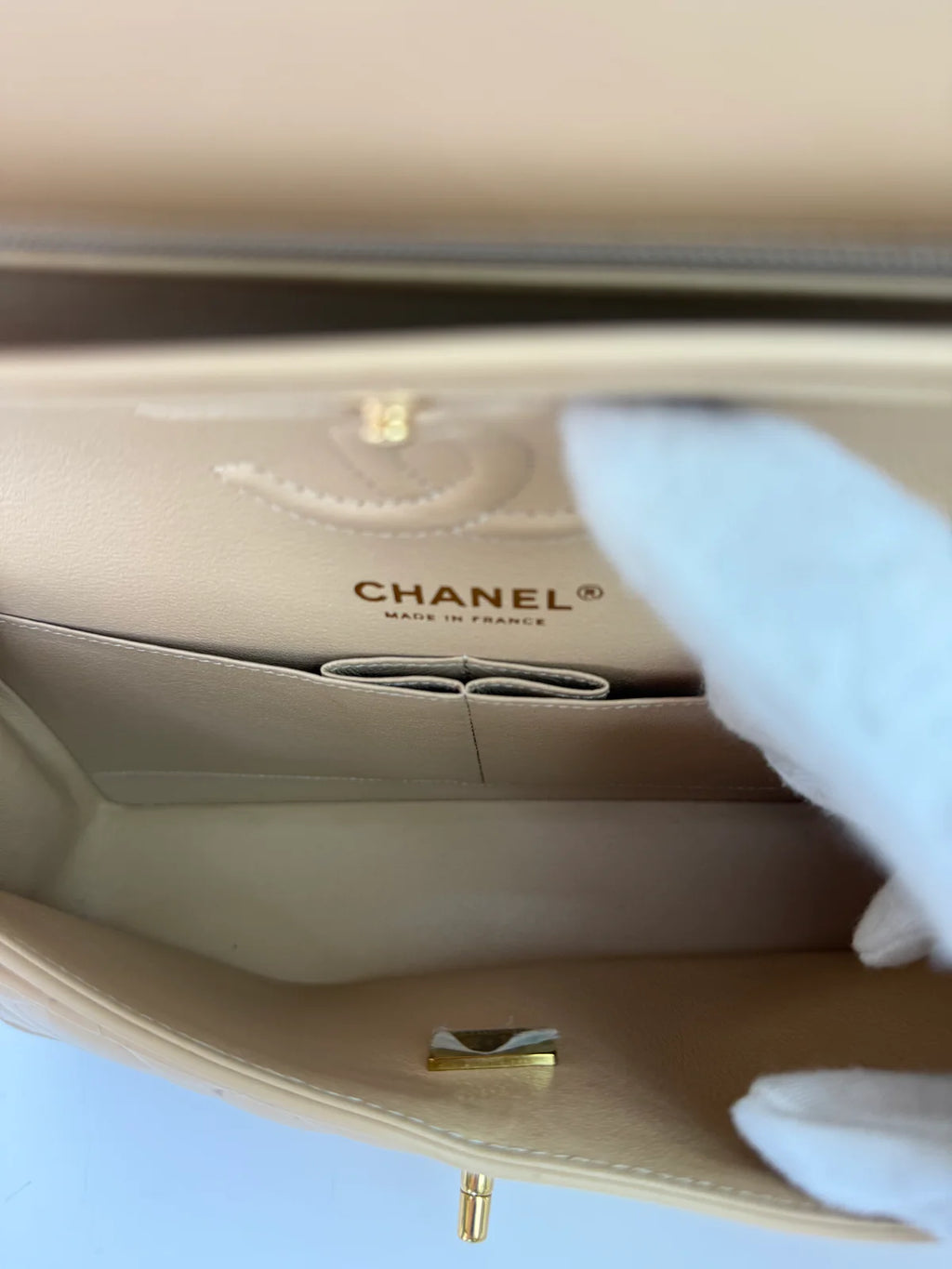 CHANEL SMALL CLASSIC DOUBLE FLAP IN BEIGE LAMBSKIN WITH GHW