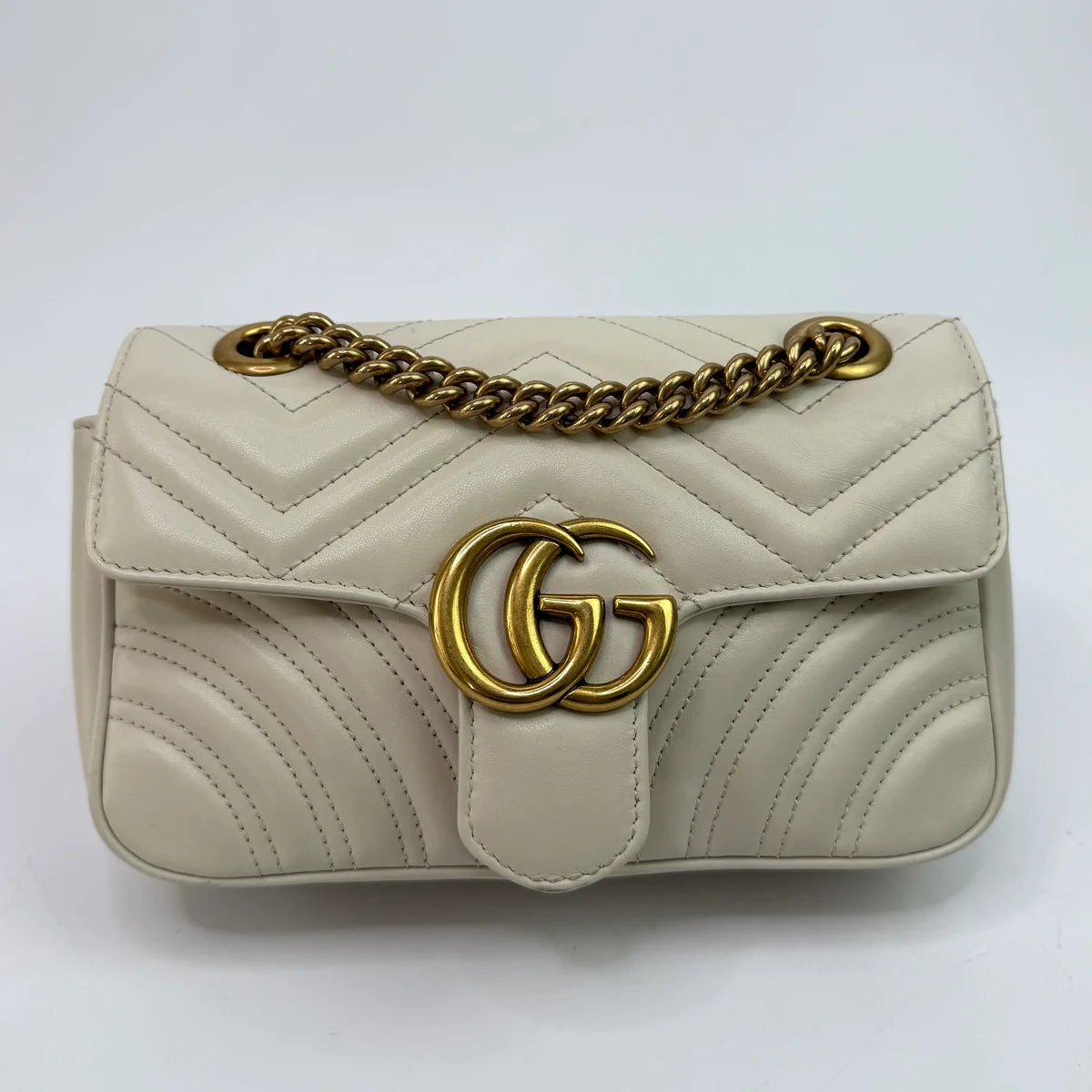 GUCCI GG SMALL MARMONT MATELASSE SHOULDER BAG
