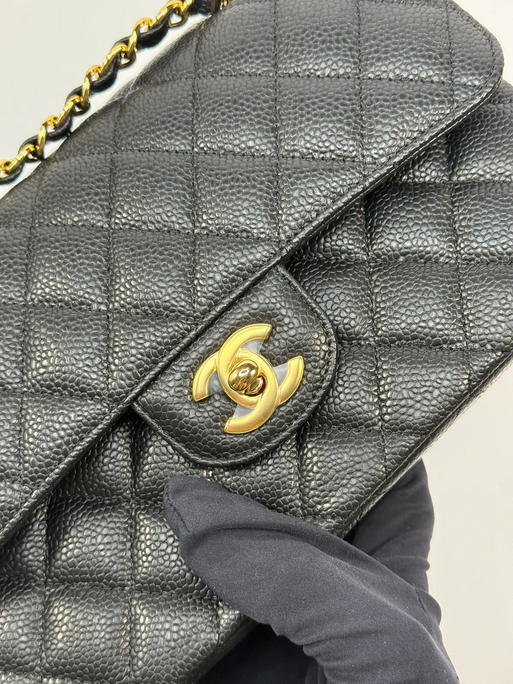 CHANEL SMALL CLASSIC DOUBLE FLAP IN BLACK CAVIAR LEATHER WITH GHW