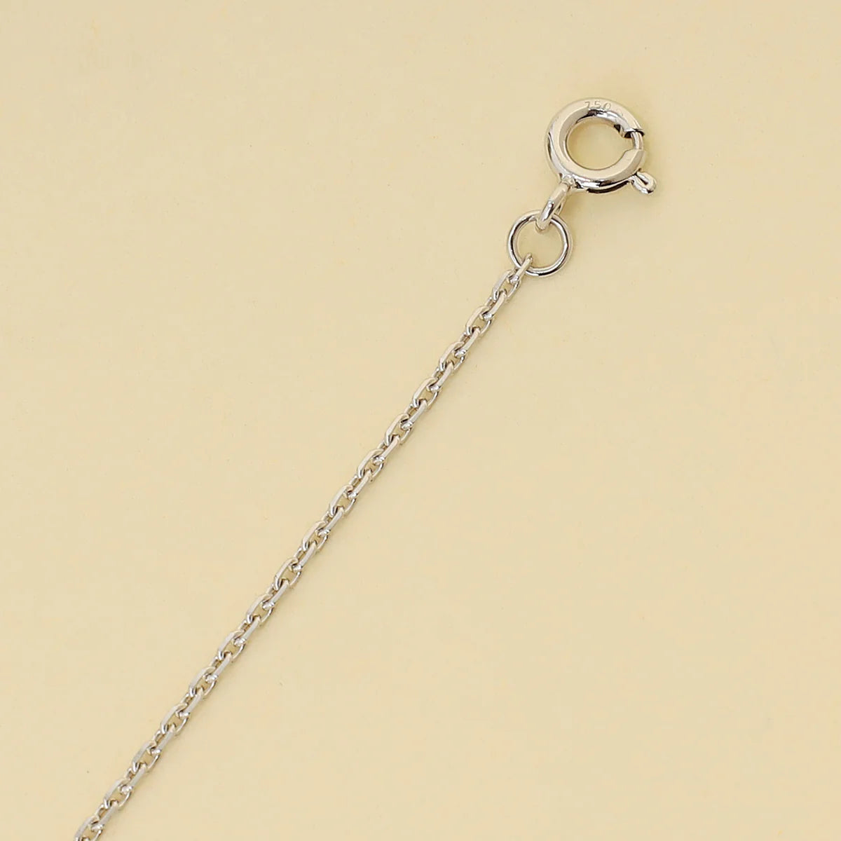 Louis Vuitton 18K White Gold Color Blossom BB Star Grey MOP Diamond Bracelet