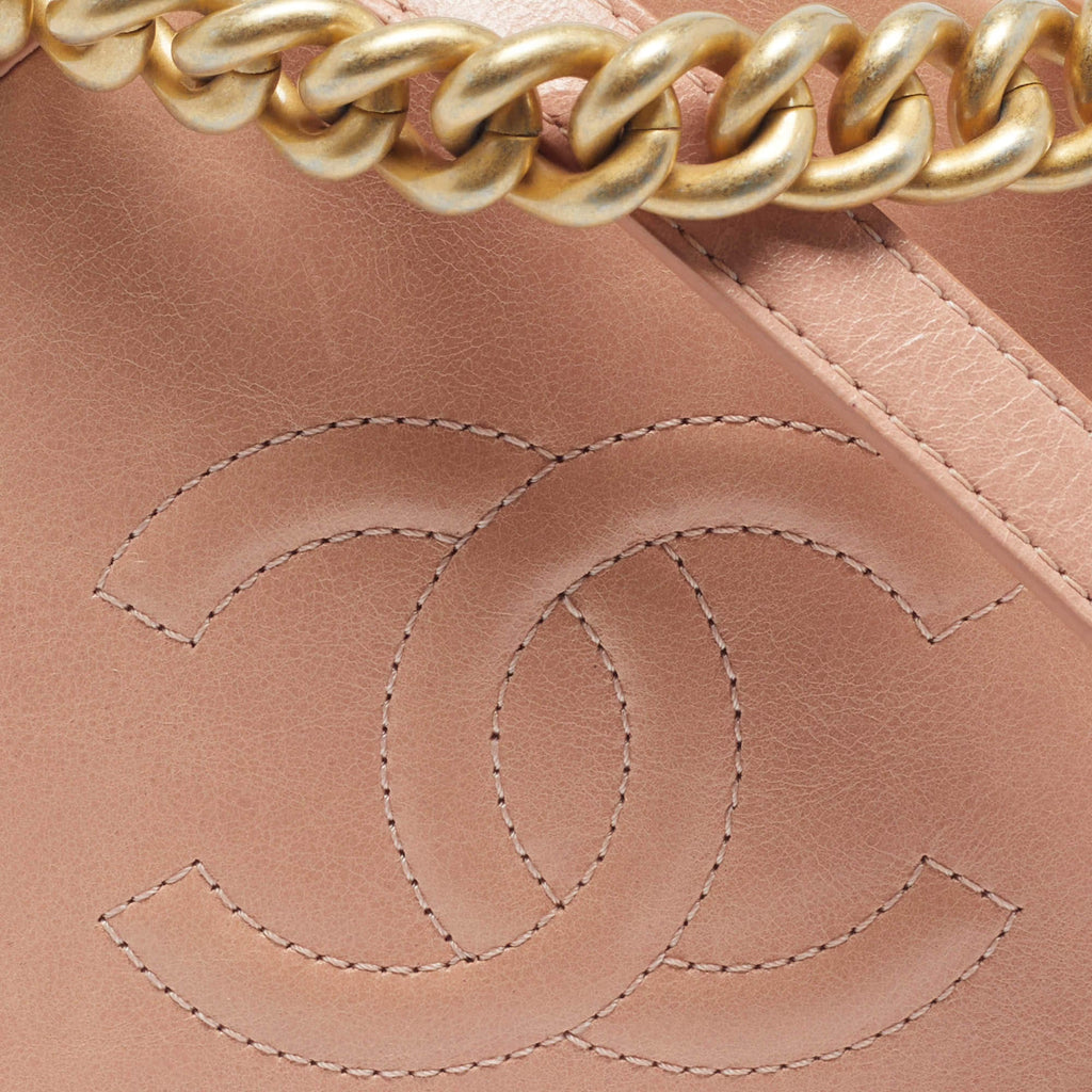 Chanel Round as Earth Peach Leather Bag