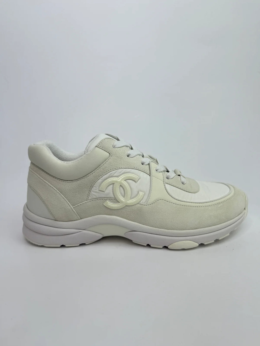 CHANEL CC LOGO SNEAKERS(SIZE 41/UK8)