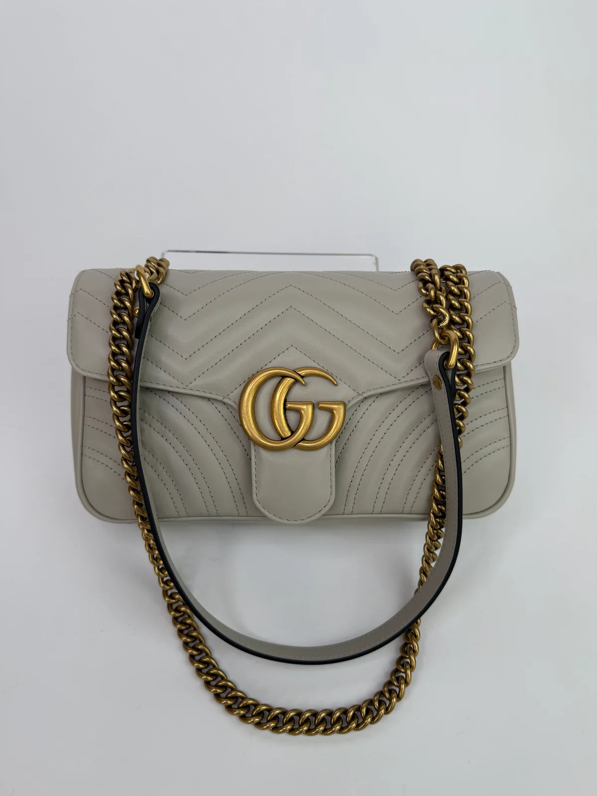 GUCCI GG MEDIUM MARMONT MATELASSE SHOULDER BAG