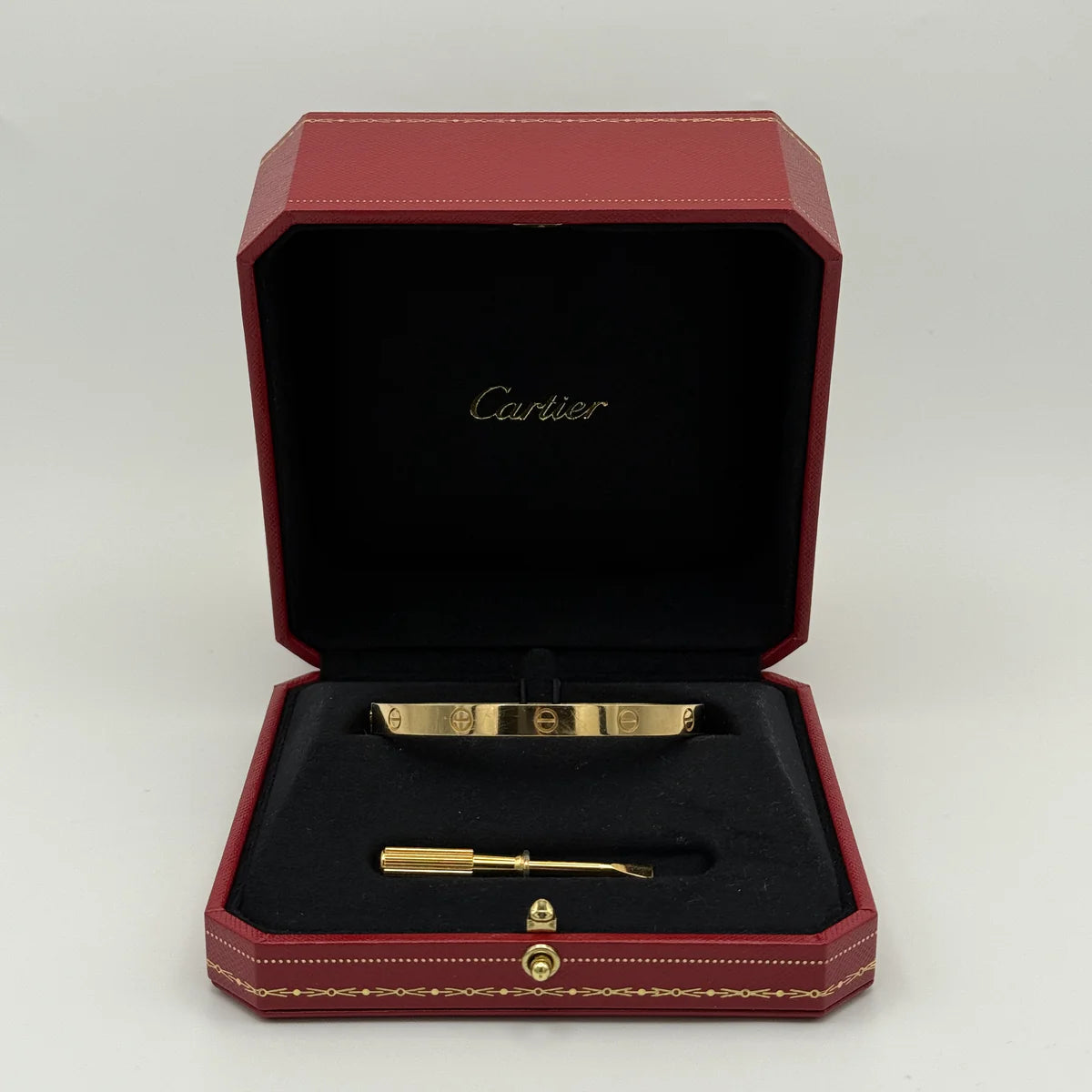 CARTIER LOVE BRACELET IN YELLOW GOLD CLASSIC MODEL