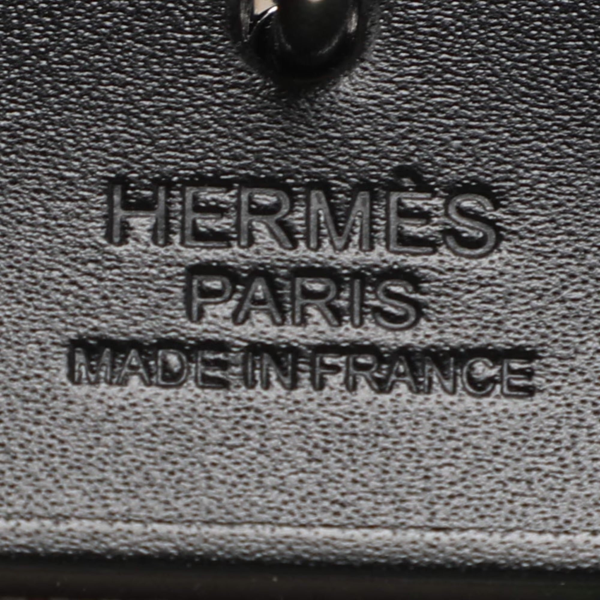 Hermès Vert Comics/Black H Plume Canvas and Vache Hunter Leather Maillons & Co Motif Herbag Zip 31 Bag