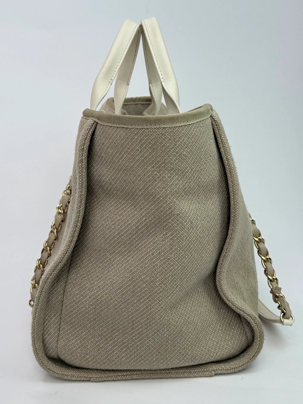 CHANEL DEAUVILLE TOTE BAG