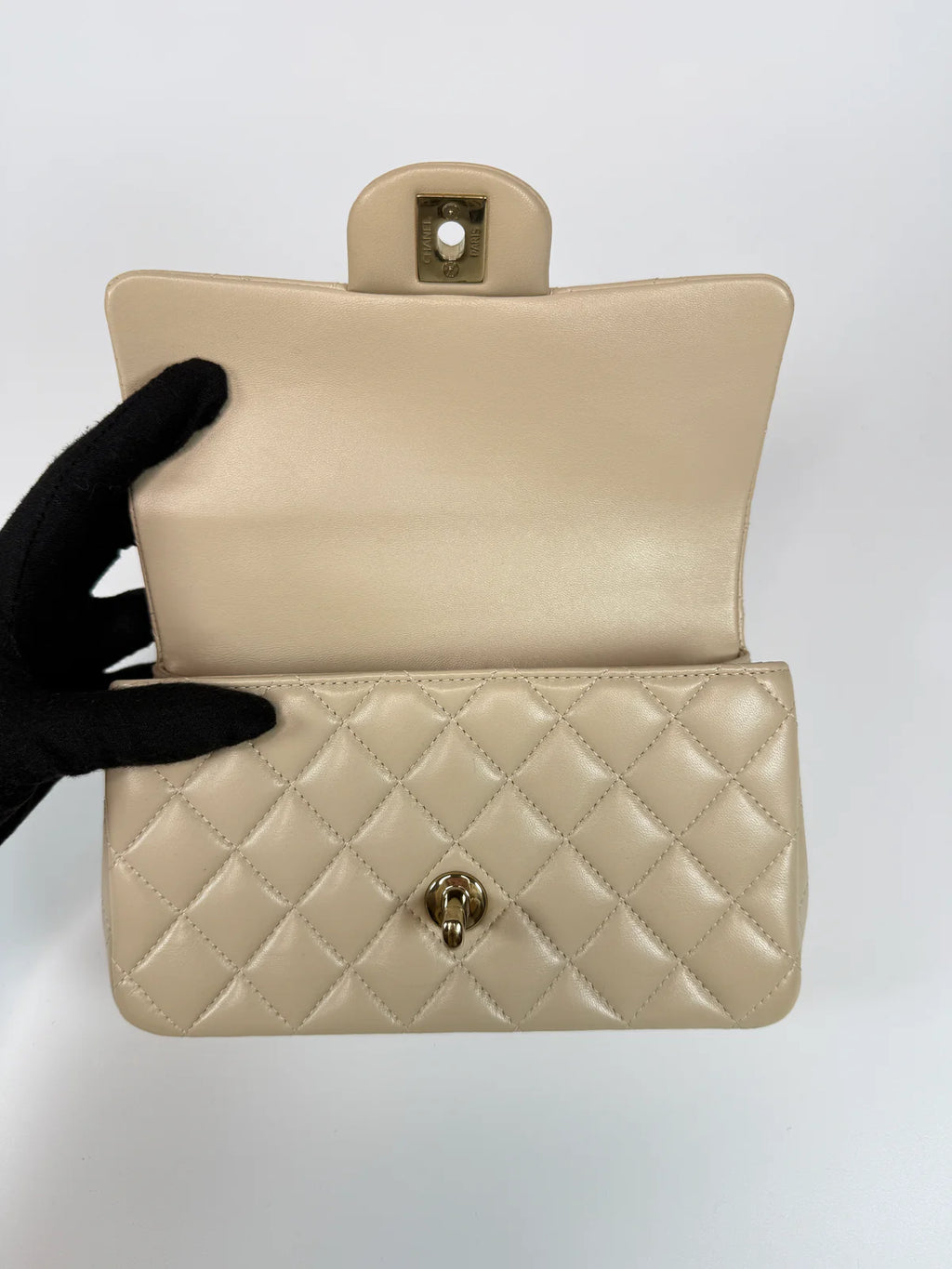 CHANEL MINI RECTANGLE TOP HANDLE IN ECRU LAMBSKIN LEATHER WITH GHW