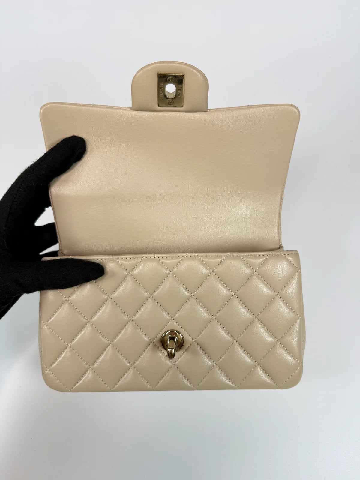 CHANEL MINI RECTANGLE TOP HANDLE IN ECRU LAMBSKIN LEATHER WITH GHW