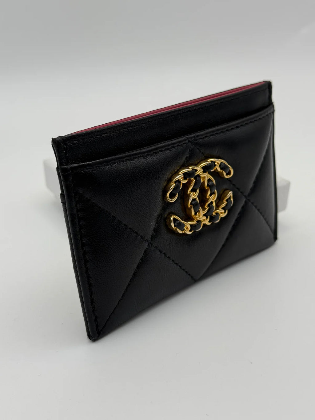 CHANEL 19 CARD WALLET IN BLACK LAMBSKIN