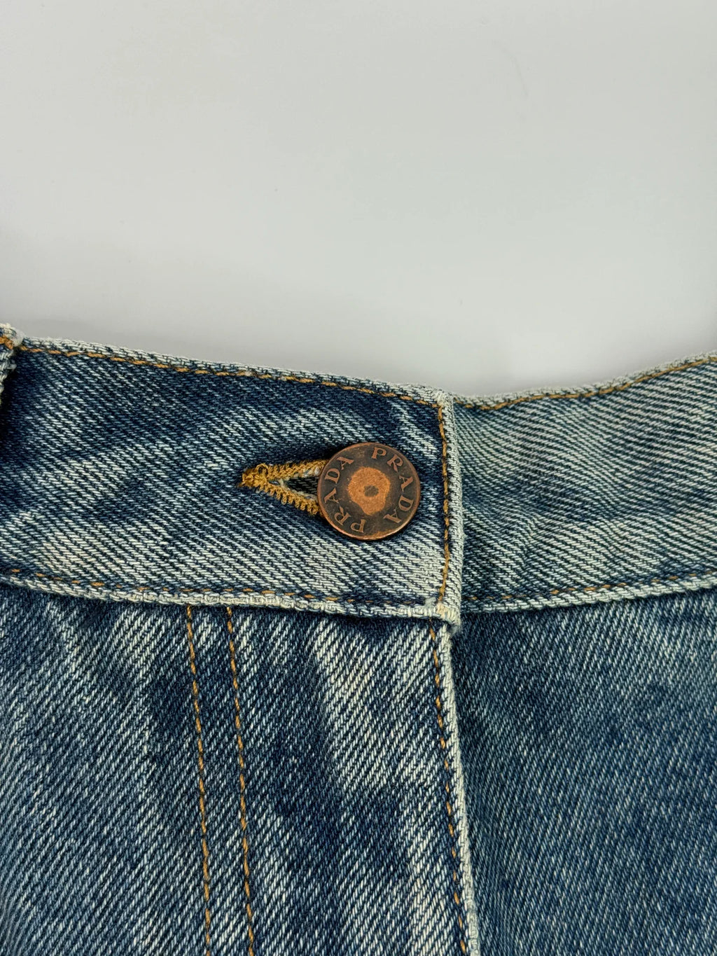 PRADA LOGO DENIM SHORTS (SIZE 28 /UK 12)