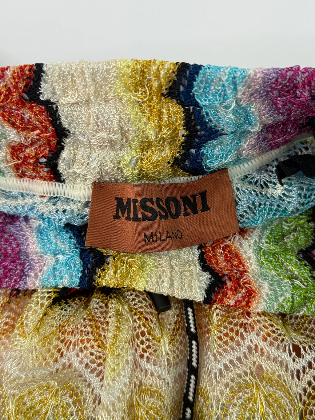 MISSONI SHORTS (SIZE 40/UK8)