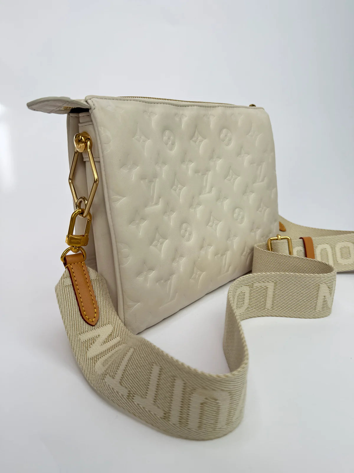 LOUIS VUITTON COUSSIN PM BAG