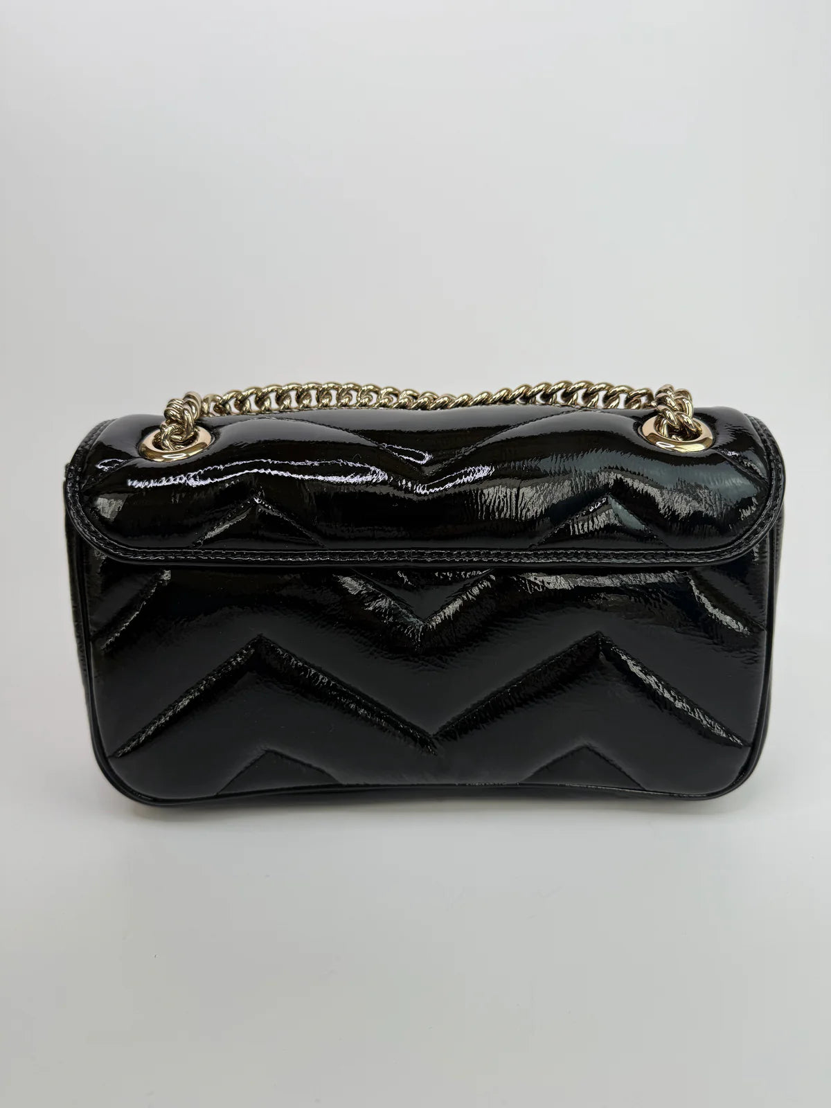 GUCCI GG MEDIUM MARMONT MATELASSE SHOULDER BAG