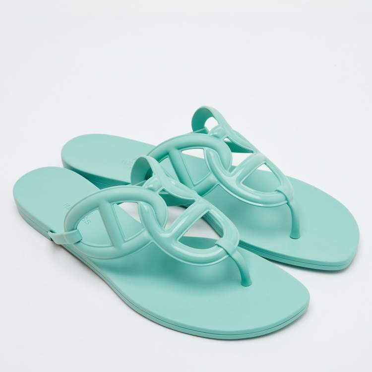 Hermes Egerie Size 39 Mint Green Rubber Thong Sandals