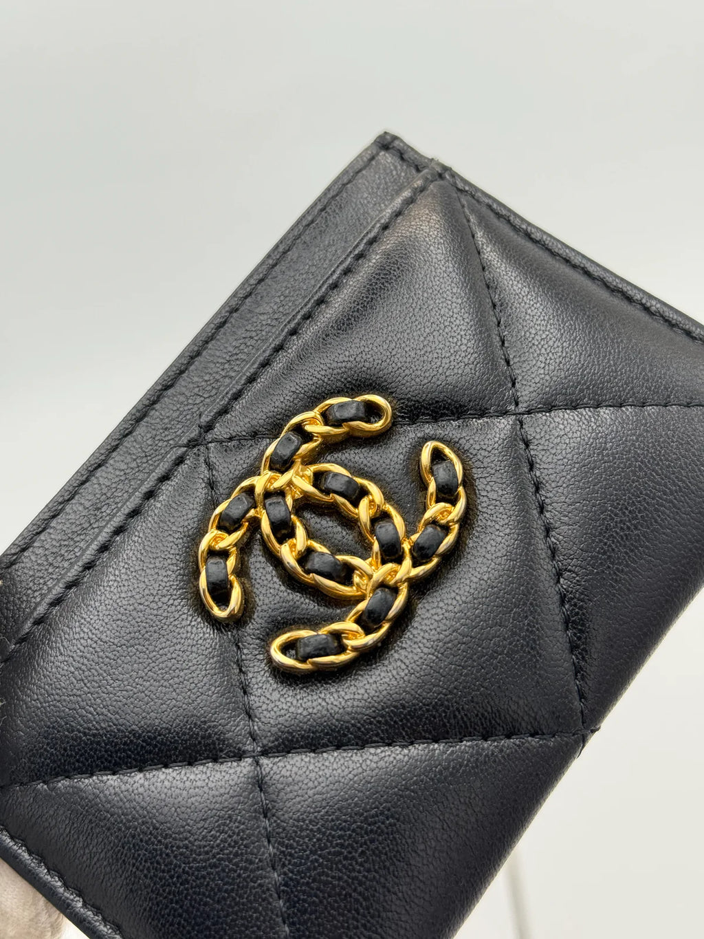 CHANEL 19 CARD WALLET IN BLACK LAMBSKIN