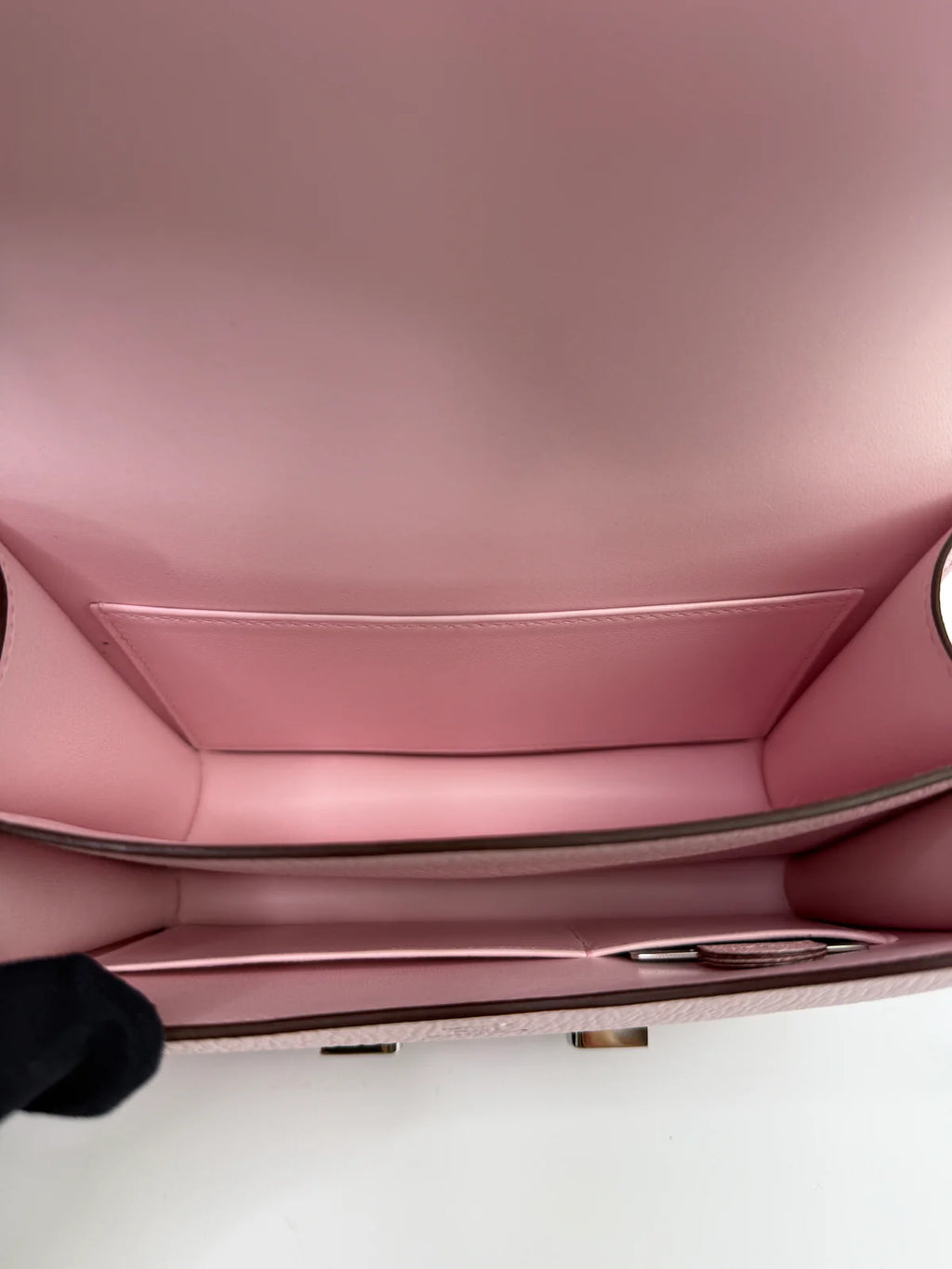 HERMÈS CONSTANCE 18 IN ROSE CHÈVRE LEATHER WITH PALLADIUM HARDWARE