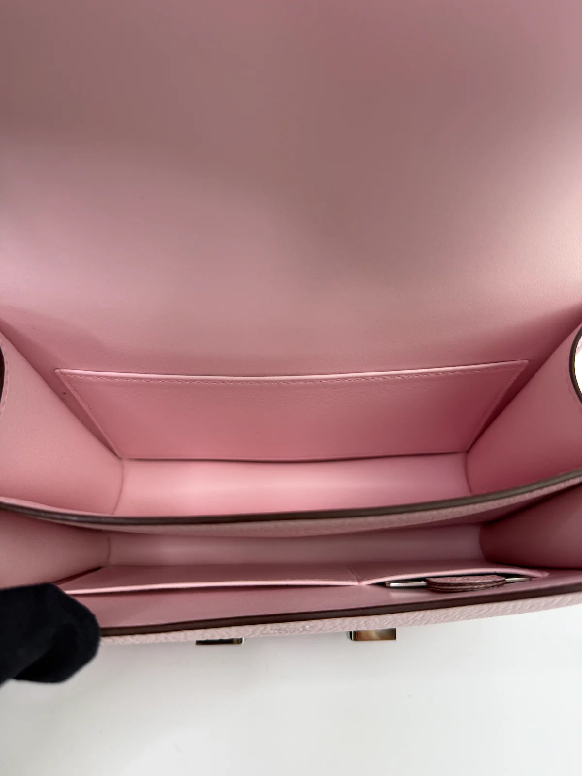 HERMÈS CONSTANCE 18 IN ROSE CHÈVRE LEATHER WITH PALLADIUM HARDWARE