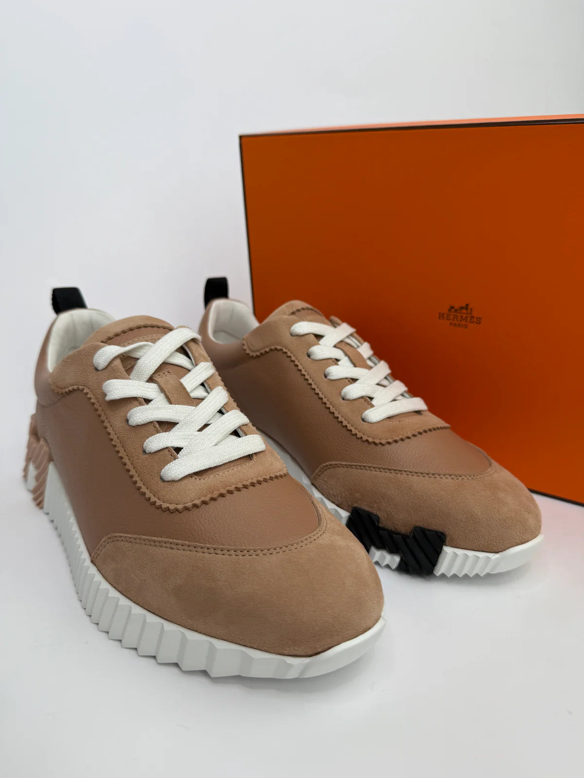 HERMÈS BOUNCING SNEAKER (SIZE 37/UK4)