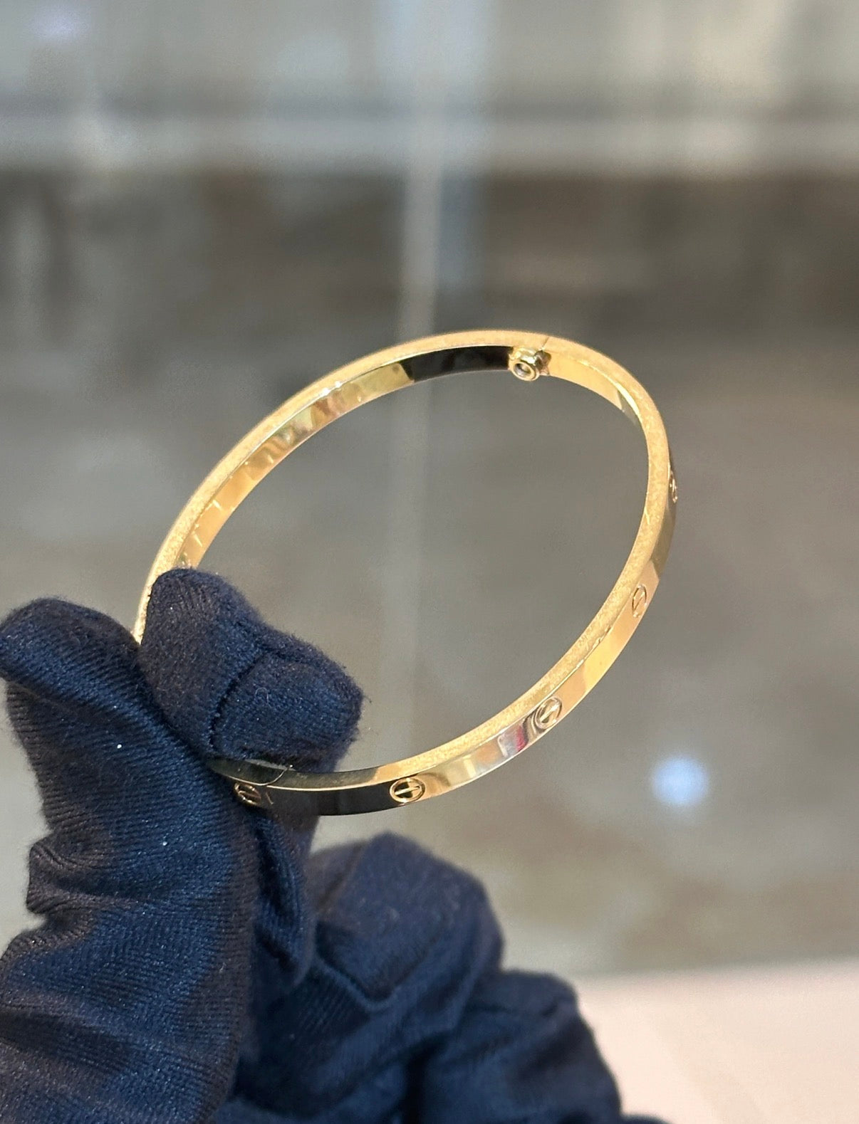 Cartier Love Bracelet Classic Model S/M – 18K Yellow Gold