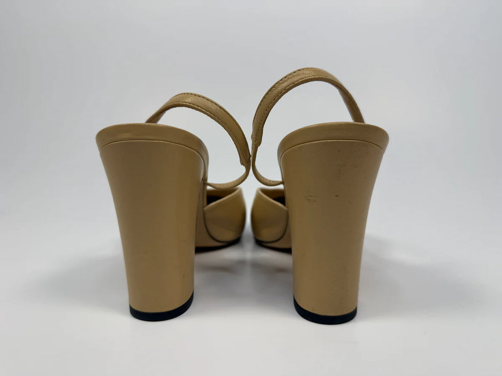 CHANEL SLINGBACK HEELS SIZE 39/UK6