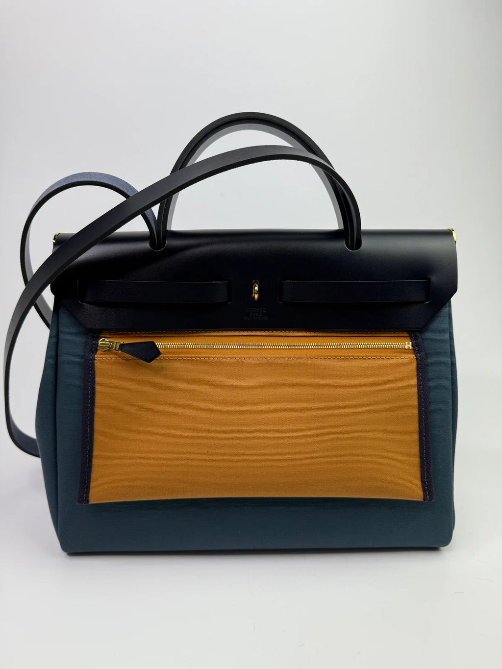 HERMÈS HERBAG 31 VERSO IN BLEU INDIGO AND SESAME WITH GHW