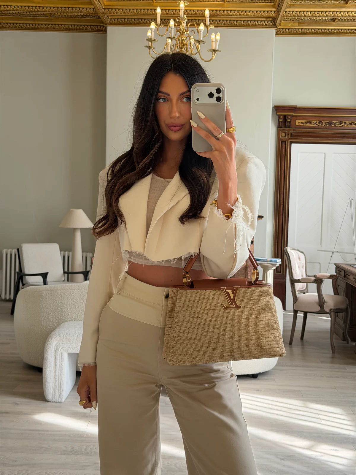 LOUIS VUITTON CAPUCINES MM BAG