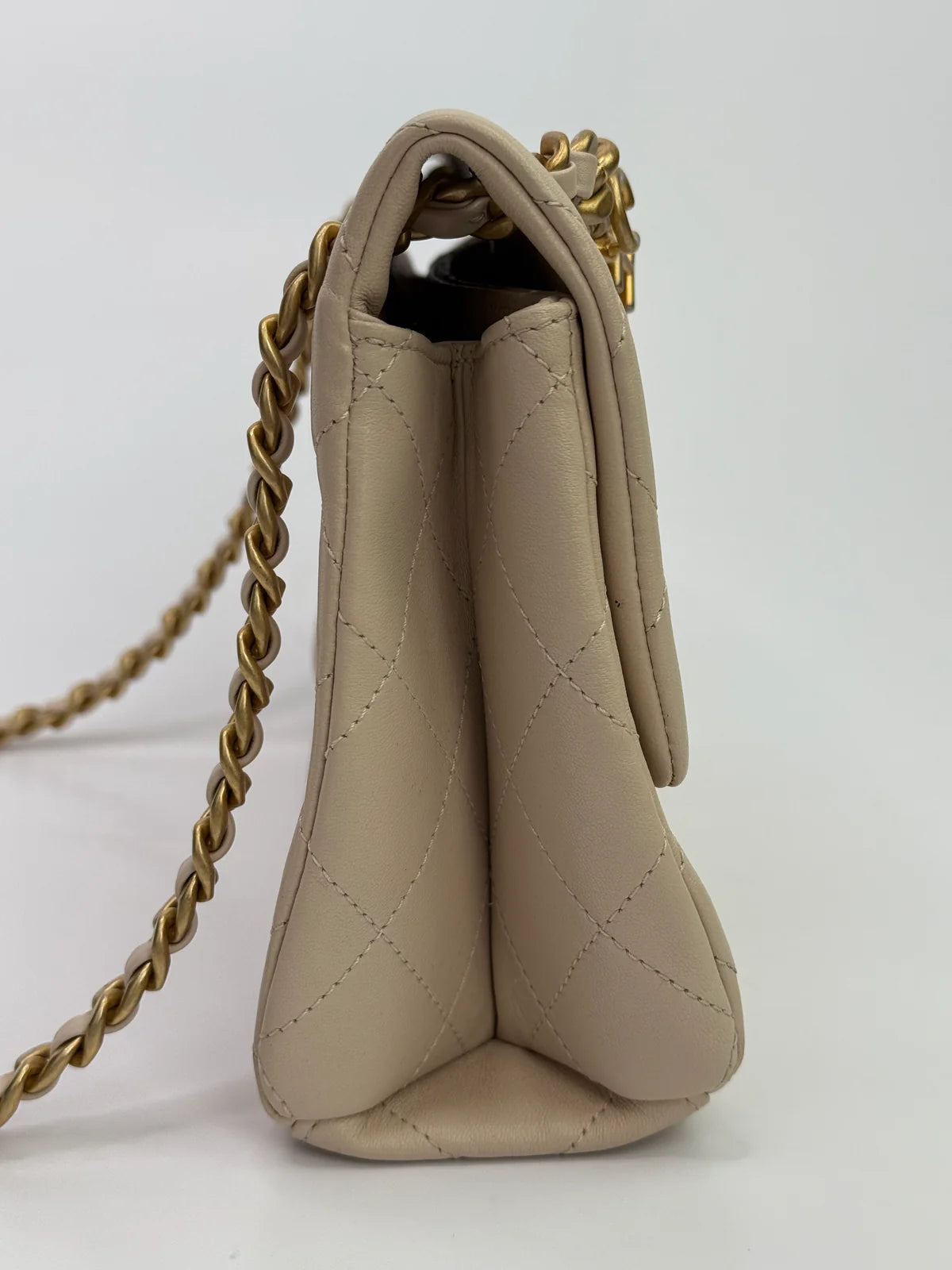 CHANEL MEDIUM QUILTED LAMBSKIN LOGO LETTERS TOUCH CHAIN FLAP BAG