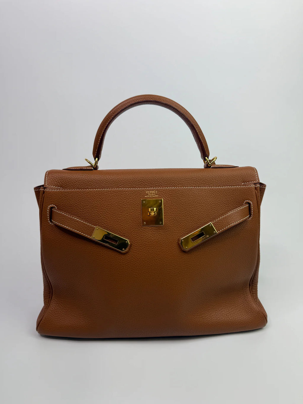 HERMÈS KELLY 28 IN GOLD CLEMENCE LEATHER WITH GHW