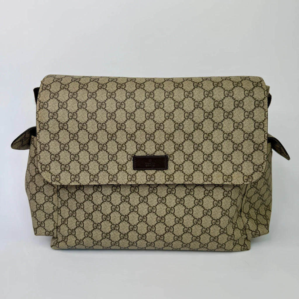 GUCCI GG SUPREME MEDIUM BABY CHANGING BAG