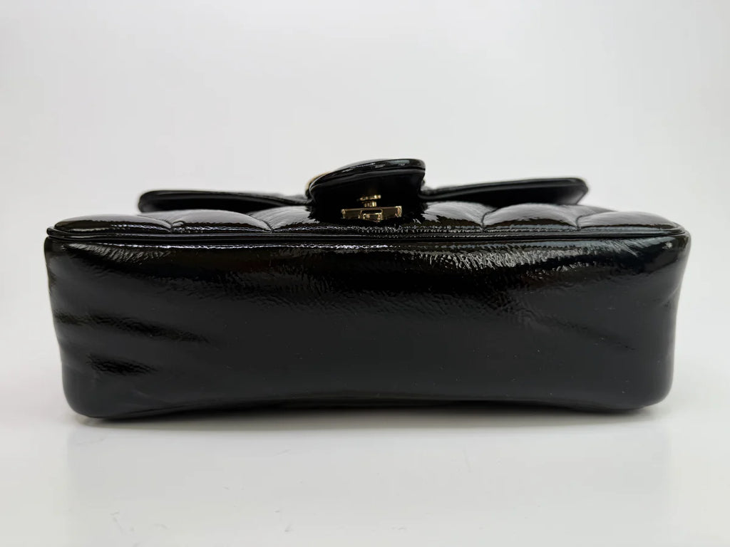 GUCCI GG MEDIUM MARMONT MATELASSE SHOULDER BAG