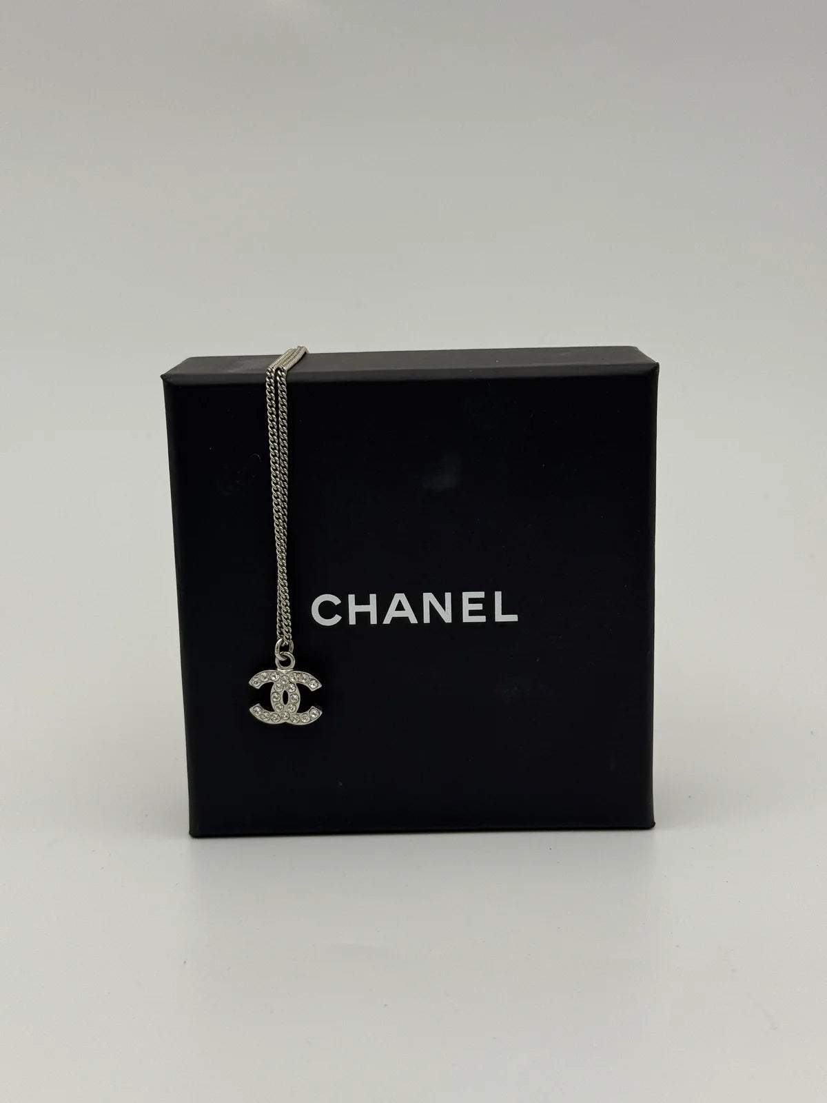 CHANEL CC PENDANT NECKLACE