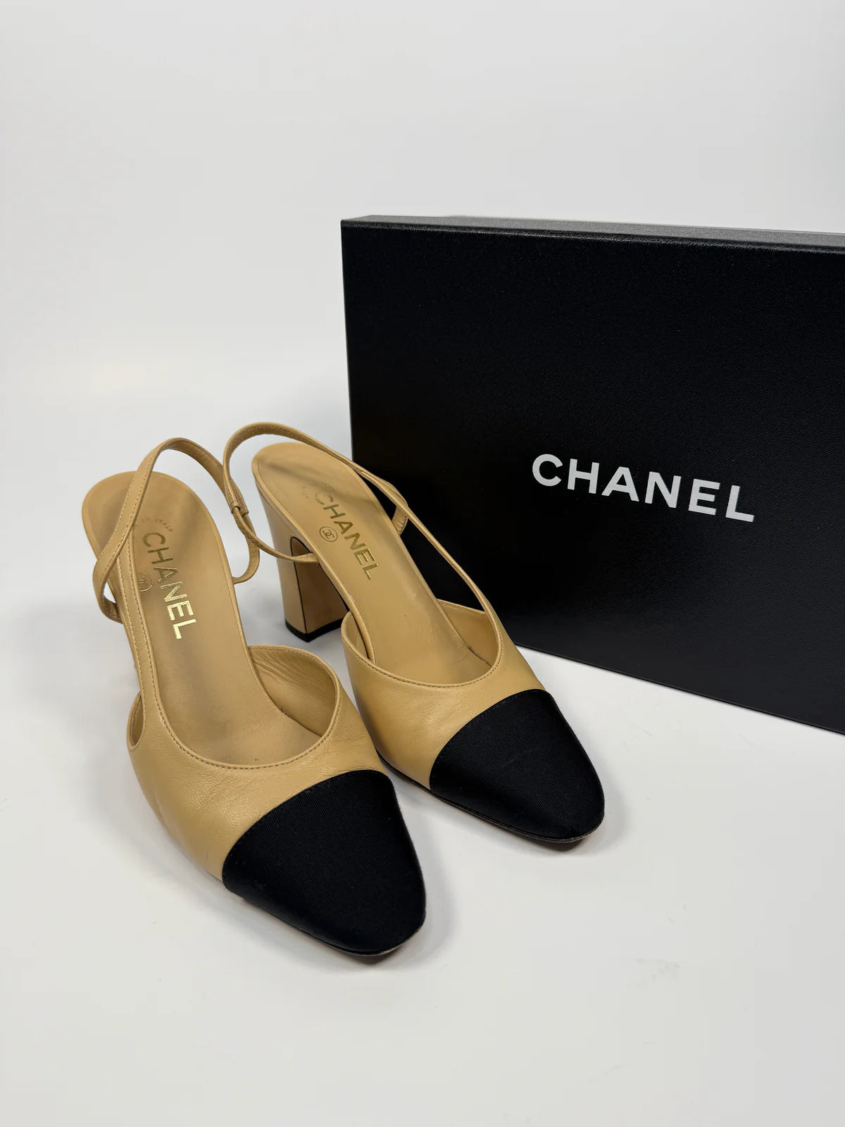 CHANEL SLINGBACK HEELS SIZE 39/UK6