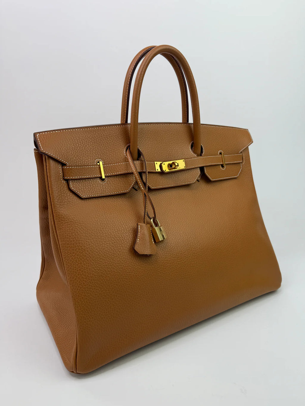 HERMÈS BIRKIN 40 IN GOLD COURCHEVEL LEATHER WITH GHW