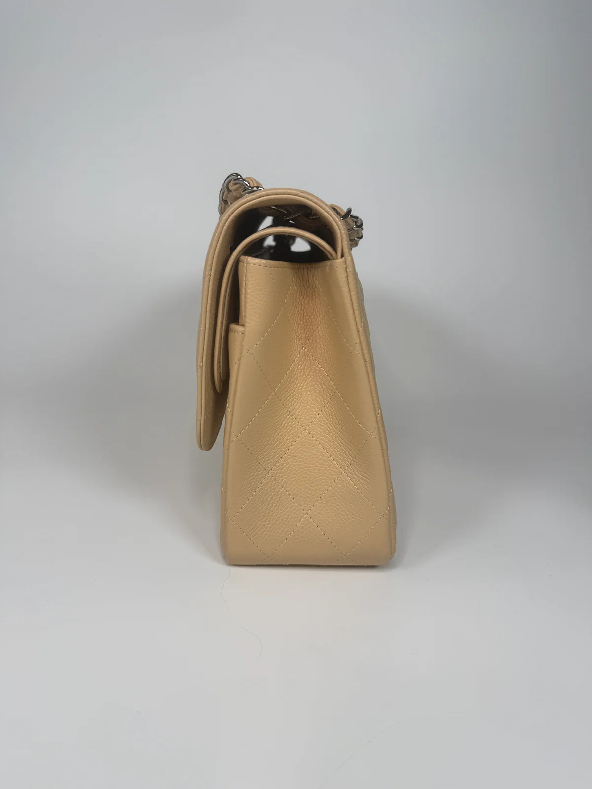 CHANEL JUMBO CLASSIC FLAP BAG IN BEIGE CAVIAR LEATHER WITH SHW