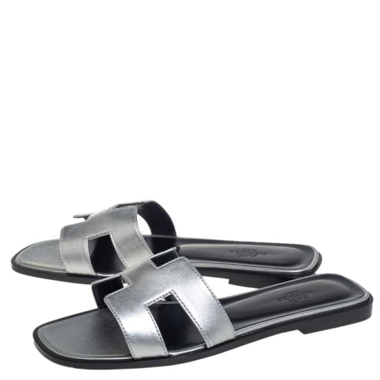Hermes Silver Leather Oran Flat Slides Size 38