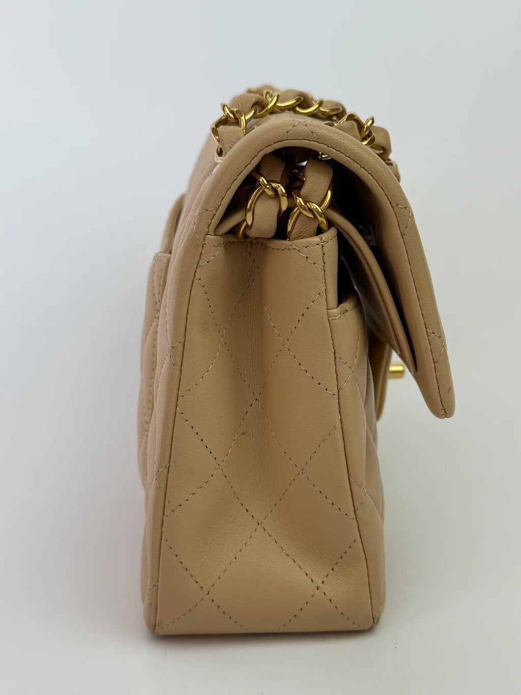 CHANEL SMALL CLASSIC DOUBLE FLAP IN BEIGE LAMBSKIN WITH GHW