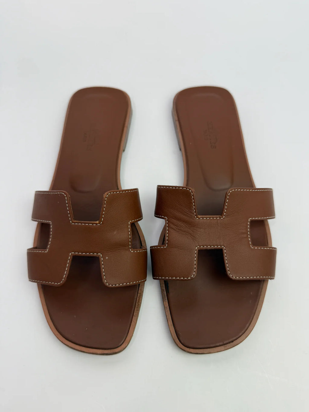 HERMÈS ORAN SANDALS (SIZE 37/UK4)