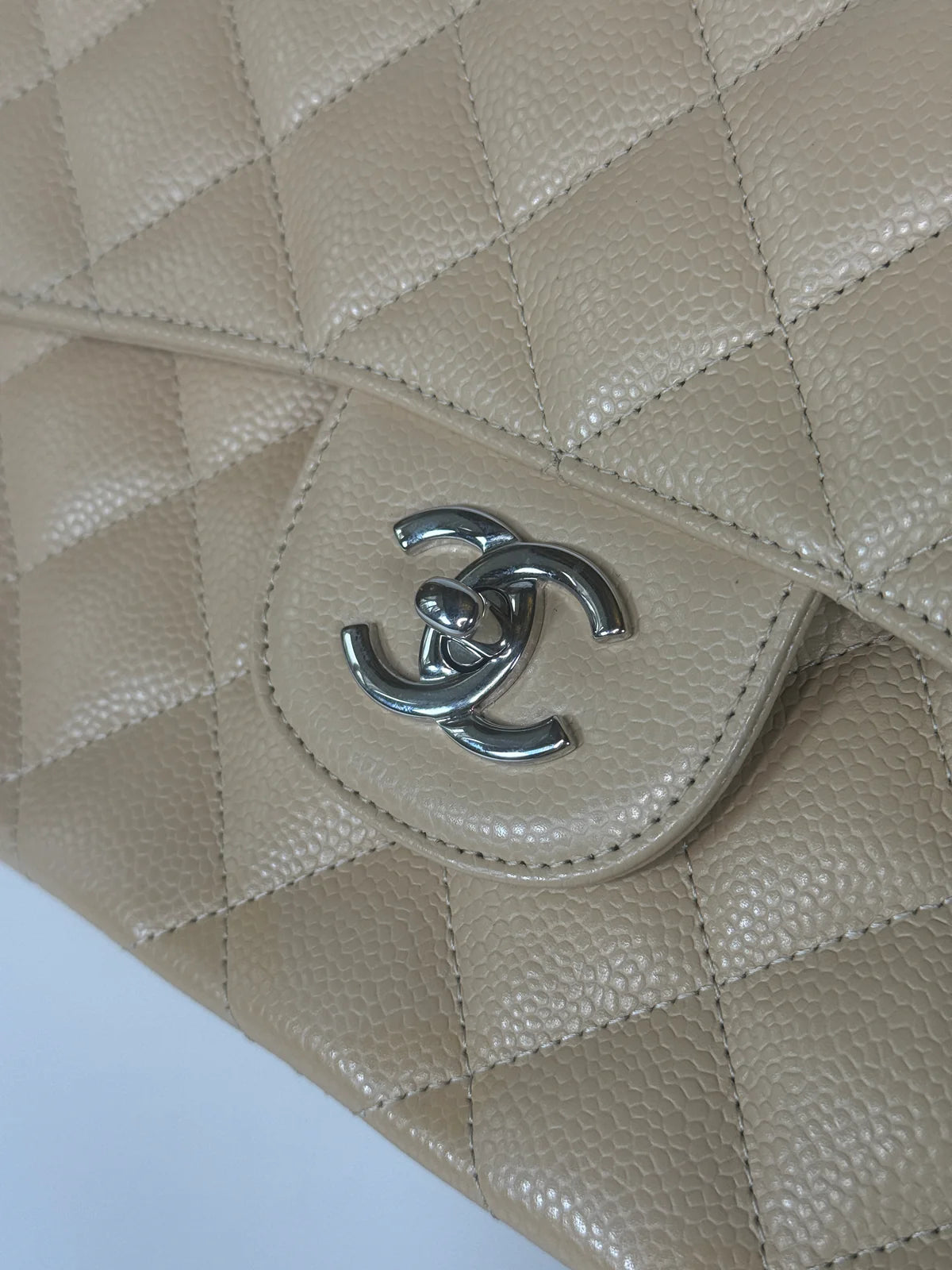 CHANEL JUMBO CLASSIC FLAP BAG IN BEIGE CAVIAR LEATHER WITH SHW