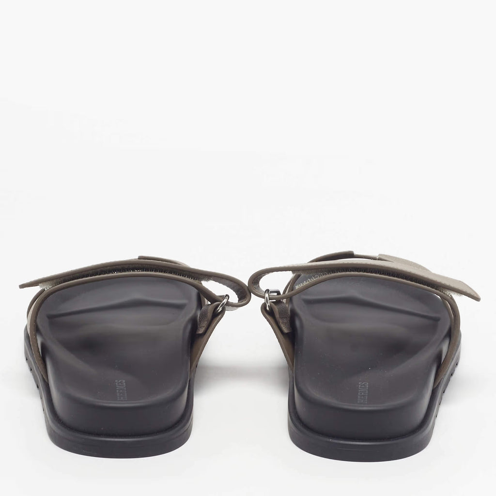 Hermès Chypre Size 43 Brown Leather Flat Sandals