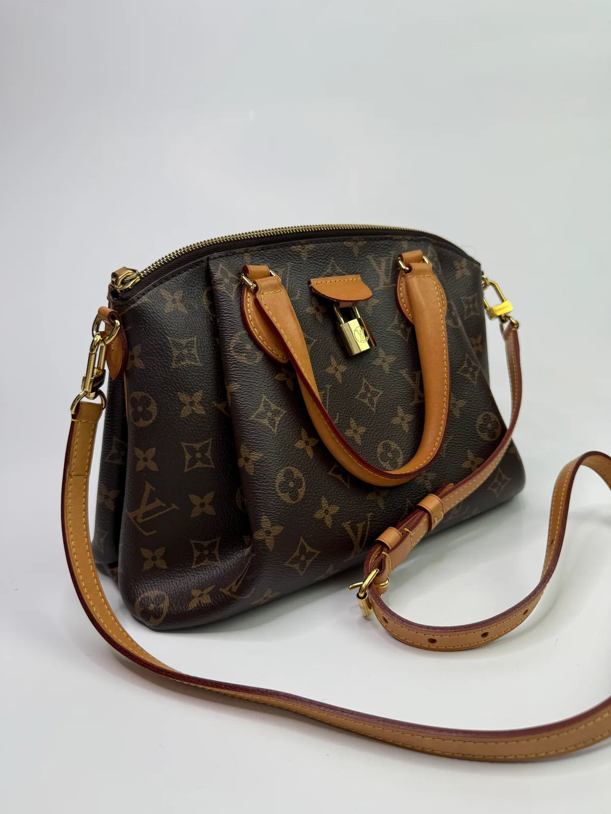 LOUIS VUITTON RIVOLI PM MONOGRAM TOTE