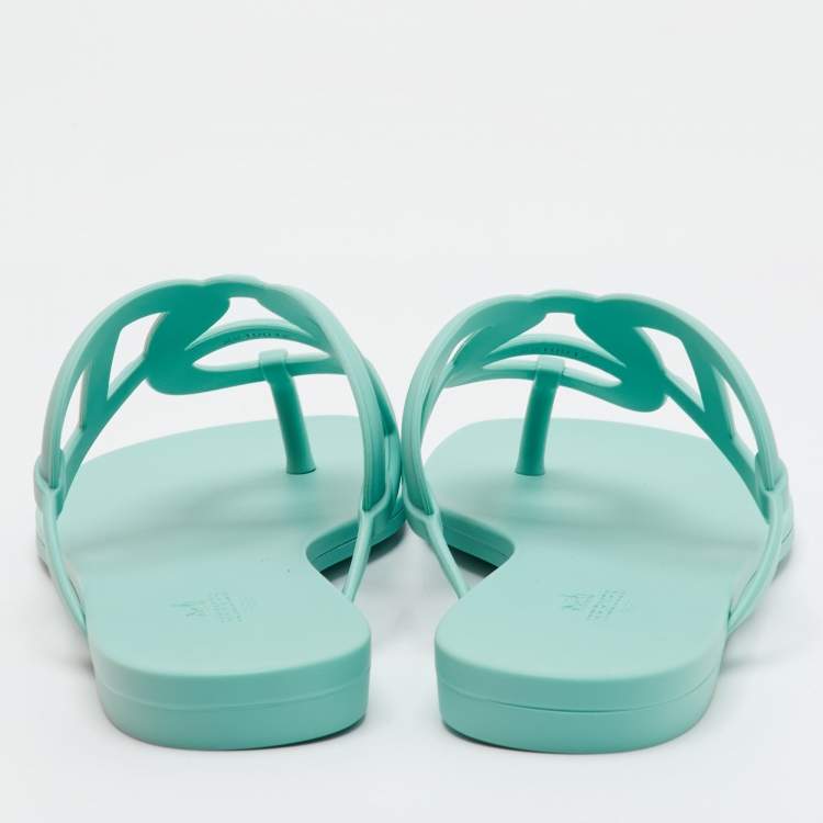 Hermes Egerie Size 39 Mint Green Rubber Thong Sandals