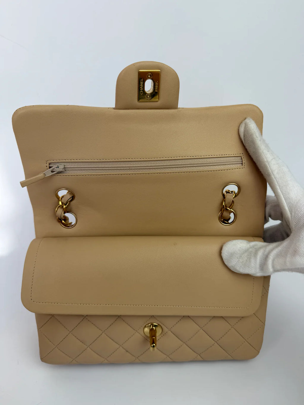 CHANEL SMALL CLASSIC DOUBLE FLAP IN BEIGE LAMBSKIN WITH GHW