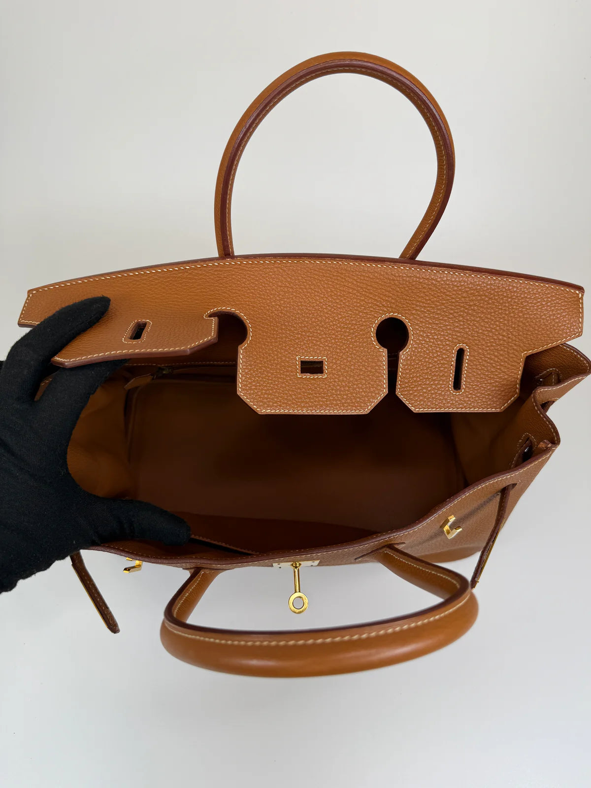 HERMÈS BIRKIN 35 IN GOLD TOGO LEATHER WITH GHW