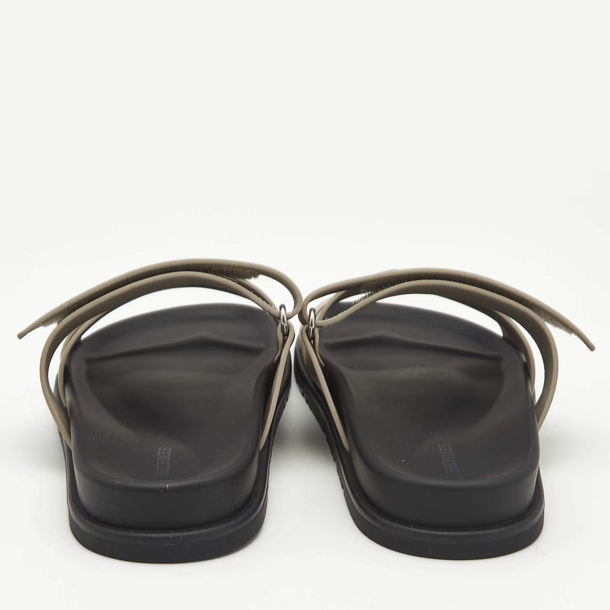 Hermes Chypre Size 42.5 Grey Leather Flat Sandals