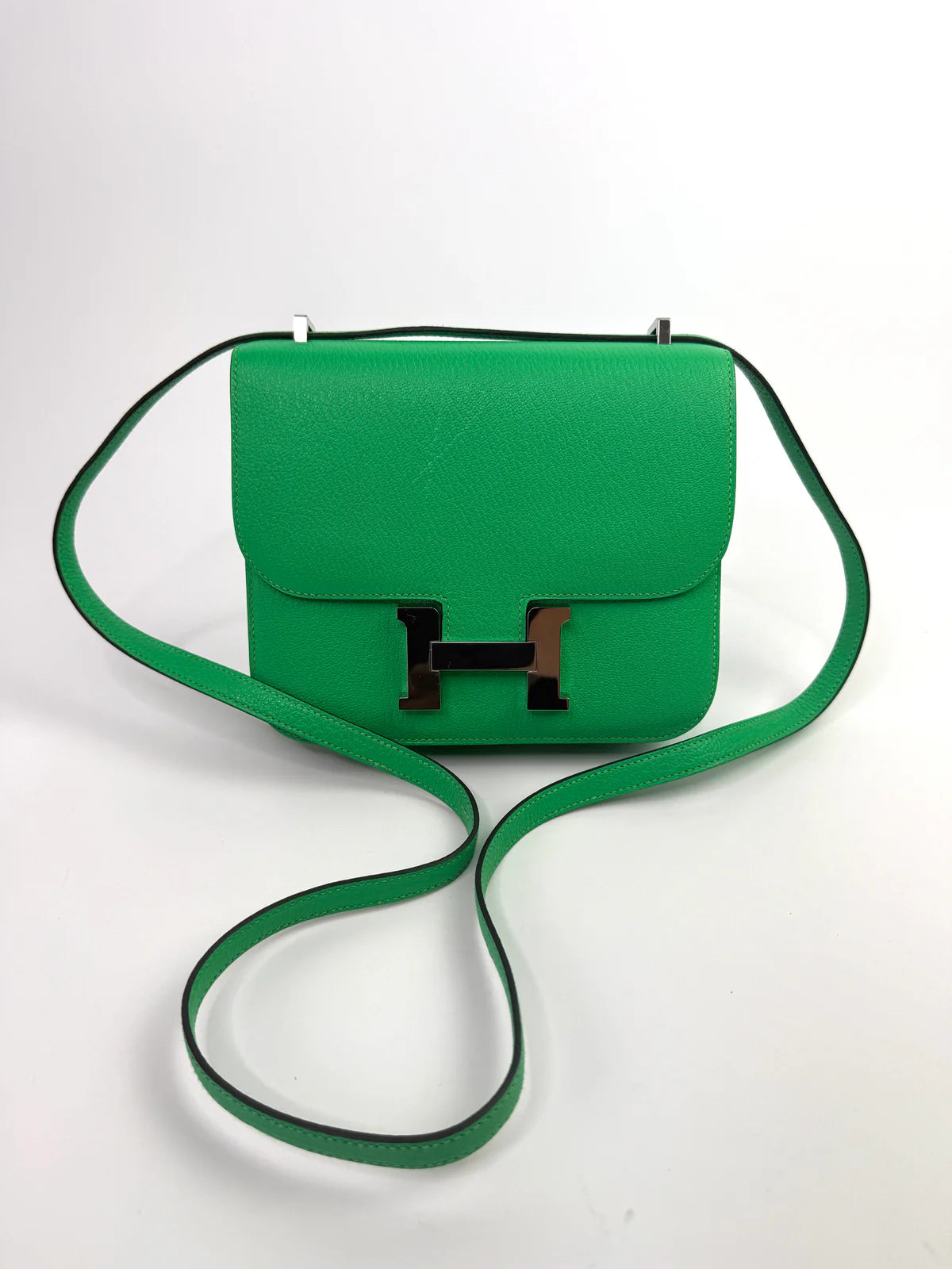 HERMÈS CONSTANCE 18 IN VERT COMICS CHÈVRE MYSORE LEATHER